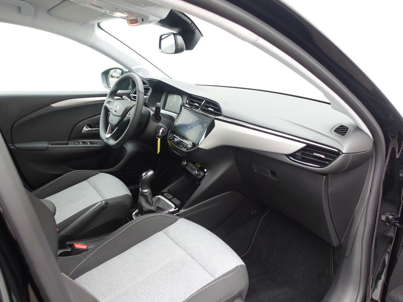 Fahrzeugabbildung Opel Corsa F 1.2 Edition LED,SHZ,PDC,Facelift,LM