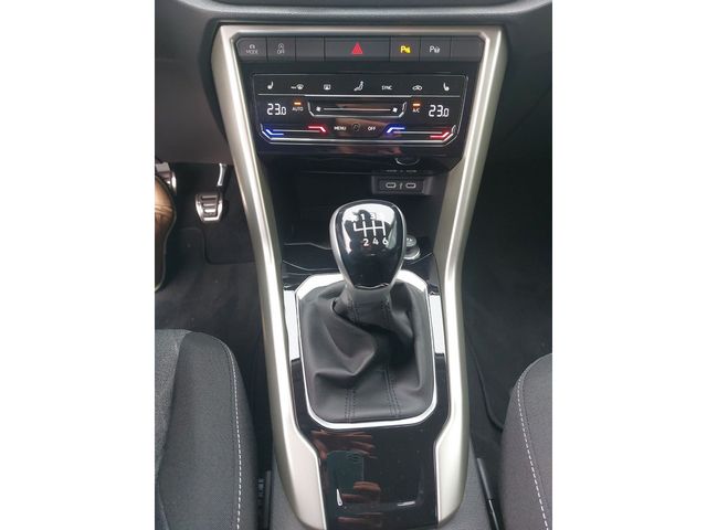 T-Roc 1.0 TSI MOVE *AHK*SHZ*AID*KLIMA*APP-CONNEC