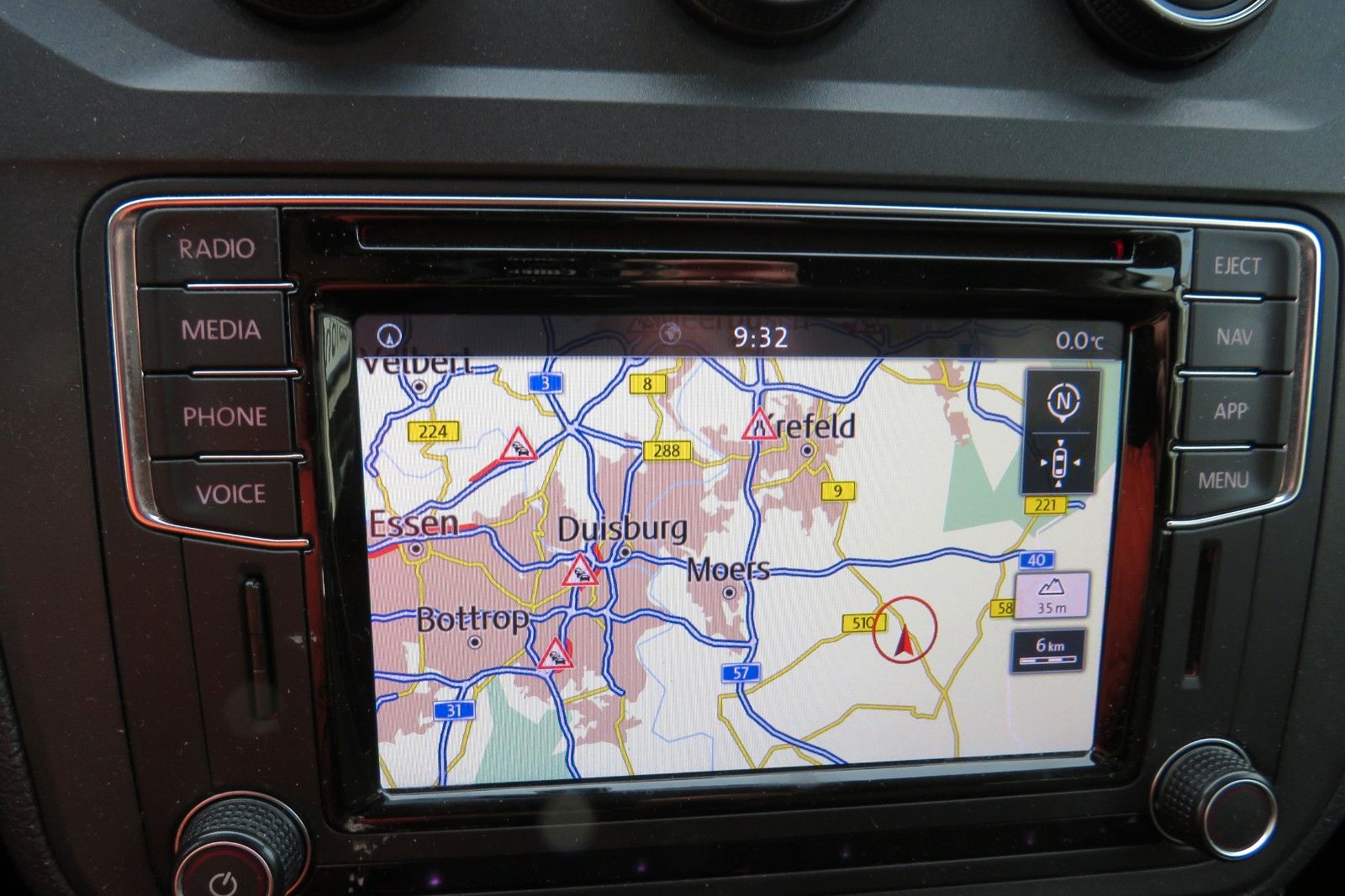 Fahrzeugabbildung Volkswagen Caddy MAXI 2.0-TDI COMFORT AHK NAVI STANDH. 1HD