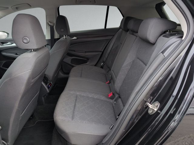 Golf VIII 2.0 TDI DSG LED+NAVI+KAMERA+ACC+SITZH+