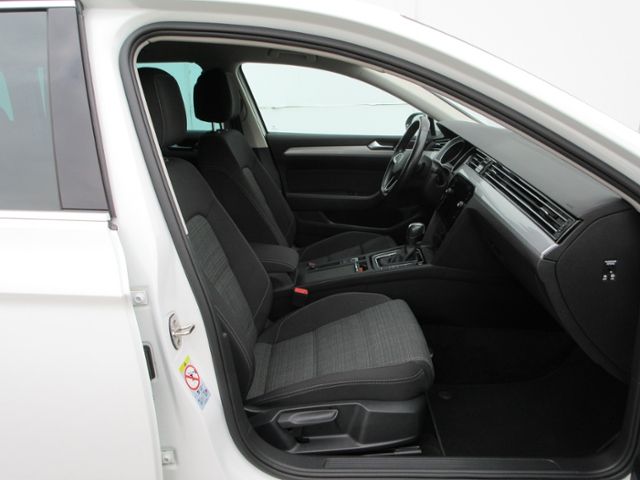 Passat Variant 2.0 TDI DSG Business AHK/LED/NAVI