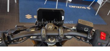 Suzuki GSX 8T