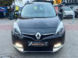 Renault Scenic III BOSE 1.5dCi*Aut.*Temp*PDC*2.Hd*ZR NEU - Renault Scenic: 5.5