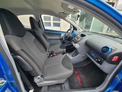 Fahrzeugabbildung Aygo CoolBluen 1.Hand Erst 9500 KM.!!!