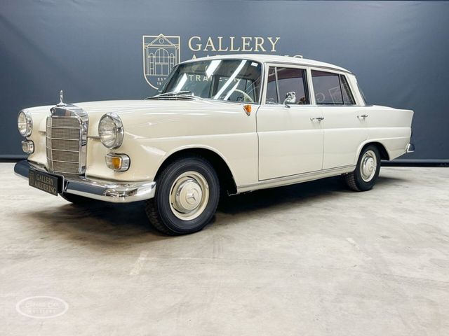 Mercedes-Benz 190 Overige 190D Heckflosse - Gerestaureerde con