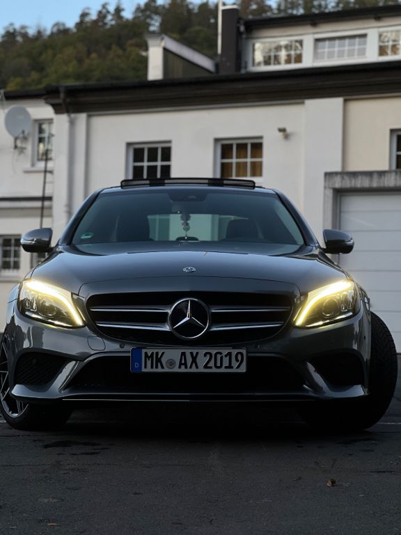 Image of Mercedes-Benz C 300