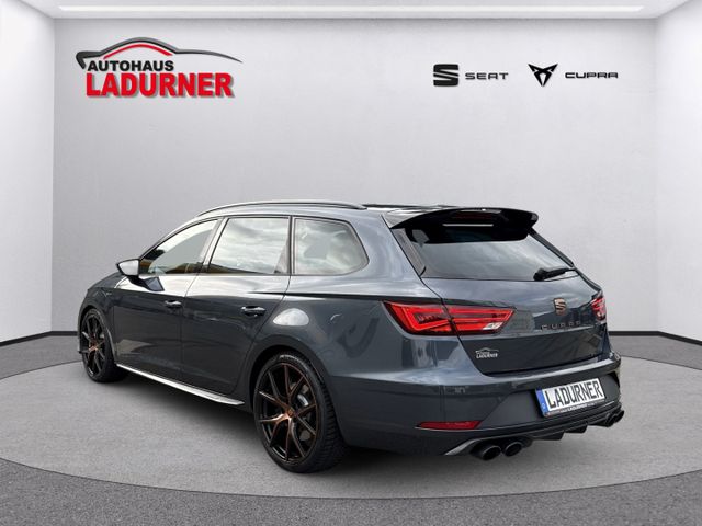 Leon ST Cupra R 300 Panorama Navi Leder Digitale