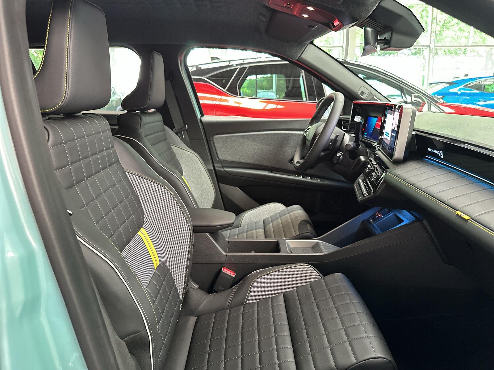 Renault R 4 E-TECH Iconic 150 Comfort Range ACC