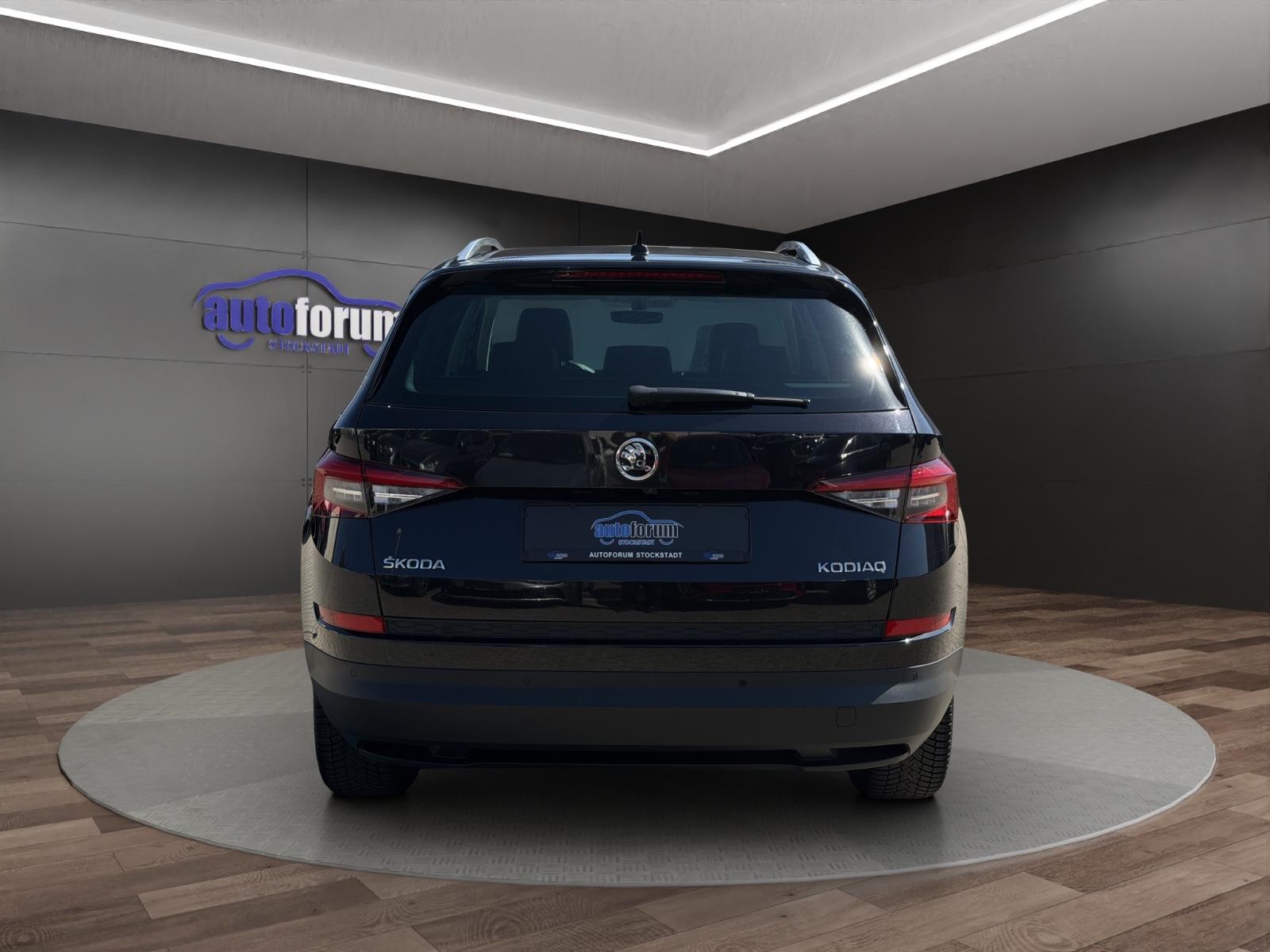 Skoda Kodiaq 7-SITZER°AHK°PANO°LED°NAVI°KAMERA°SHZ