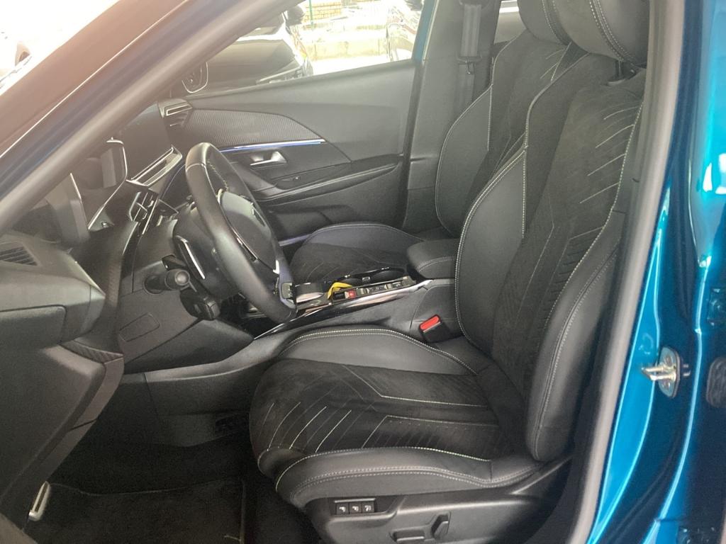 Peugeot 2008 Hybrid GT AT Shz Navi Kamera 360 PDC v+h