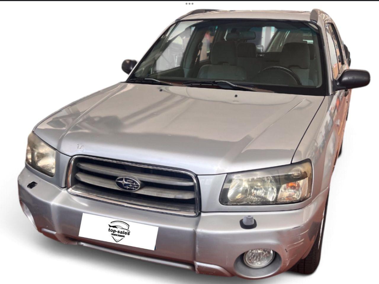 Subaru Forester 2004 — interior