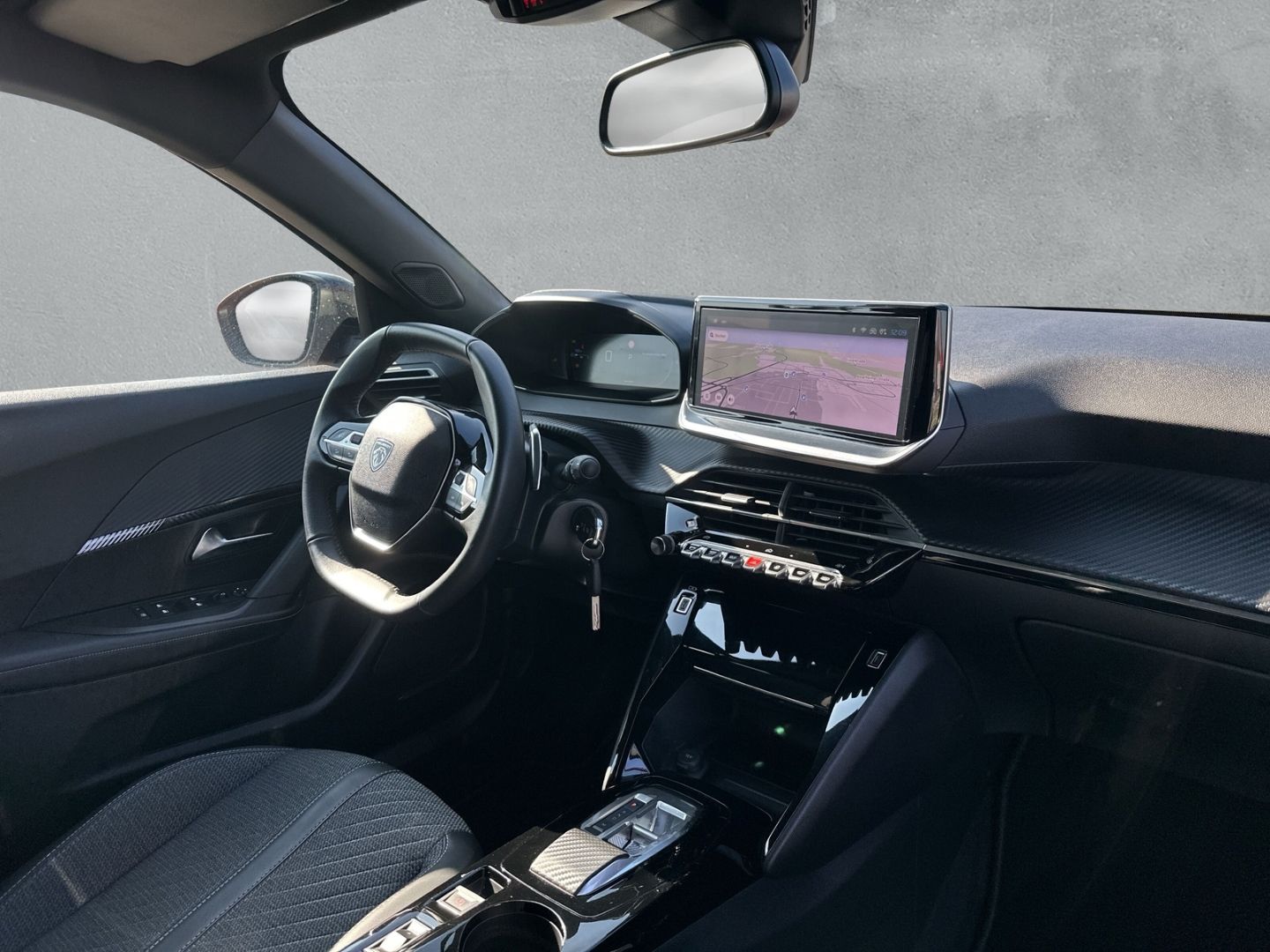 Fahrzeugabbildung Peugeot 2008 Allure LED Apple CarPlay Android Auto Klima