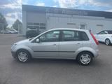 Ford Fiesta Connection Tüv 06/2027 - Ford Fiesta mit Benzin-Antrieb: Kleinwagen, Connection
