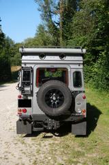 Land Rover Defender 110 TD4 Station Wagon 2.2 DPF Hubdach - Land Rover Defender Gebrauchtwagen in München