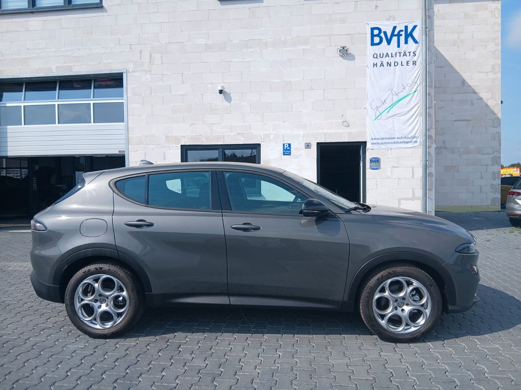 Image of Alfa Romeo Tonale