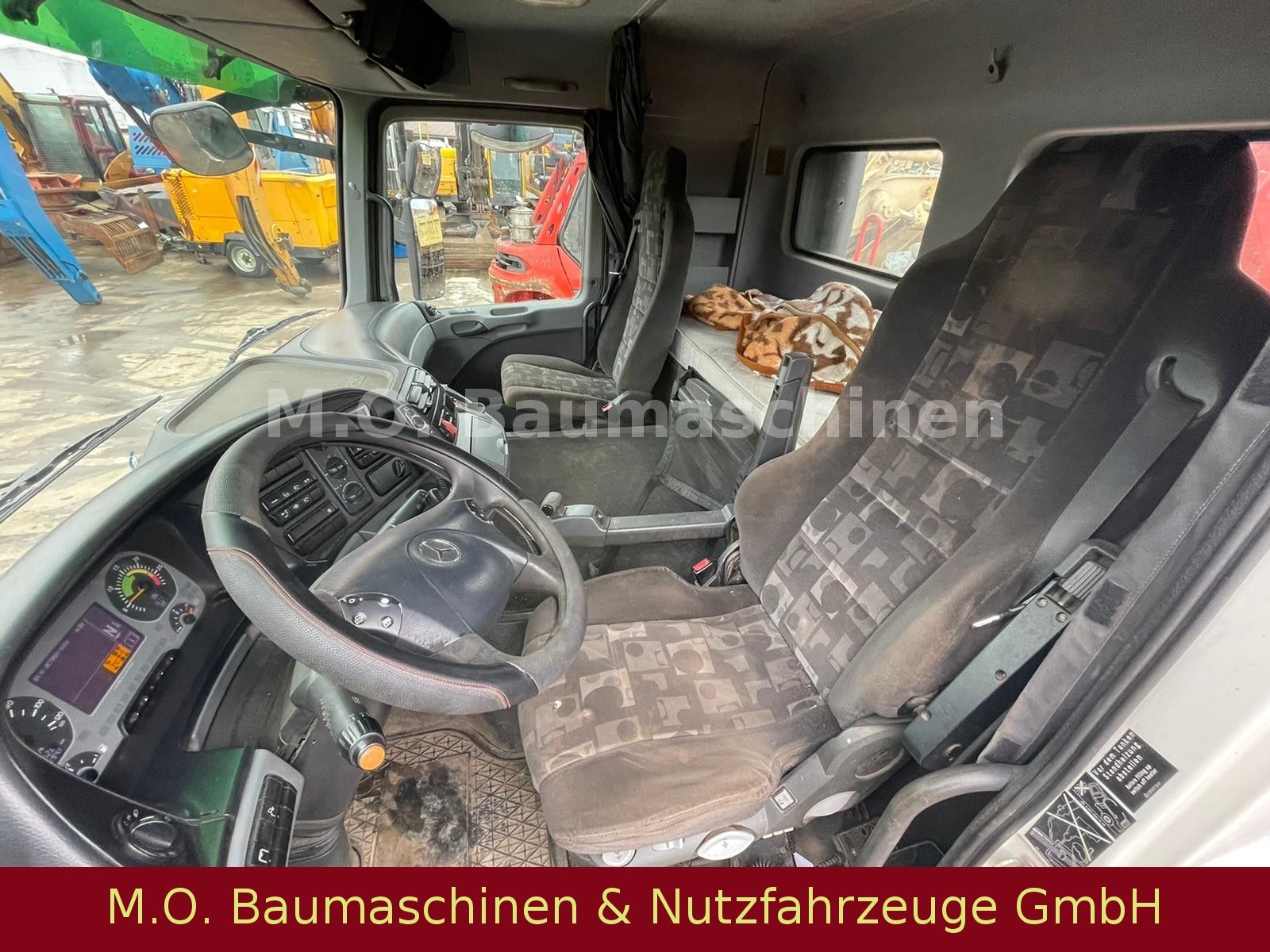 Fahrzeugabbildung Mercedes-Benz Actros 2546 L / 6x2 / AC /