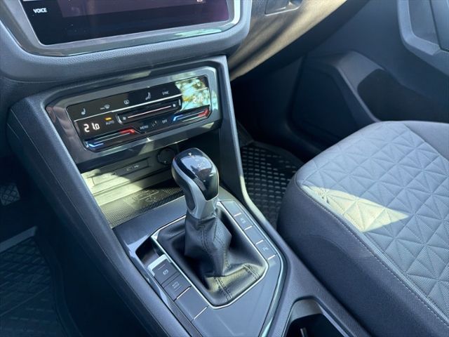 Tiguan LIFE 2.0 TDI DSG NAVI AHK APP-CON LENKR:H