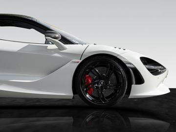 صورة 8 لـ 2024 Mclaren 750S