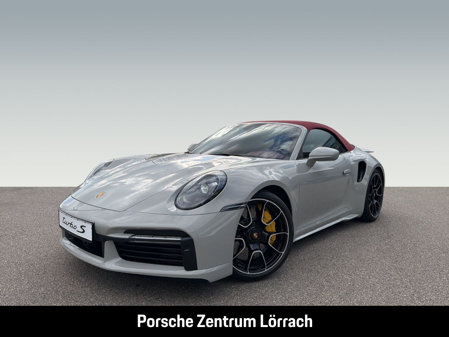PORSCHE 992 911 Turbo S Cabrio Burmester Liftsystem-VA