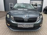 Skoda Octavia Lim. Clever 1 Hand Navi  CarPlay - Skoda Octavia: Limousine