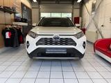 Toyota RAV4 Hybrid 4x2 Business Edition - gebrauchte Toyota RAV 4 aus dem Jahr 2023