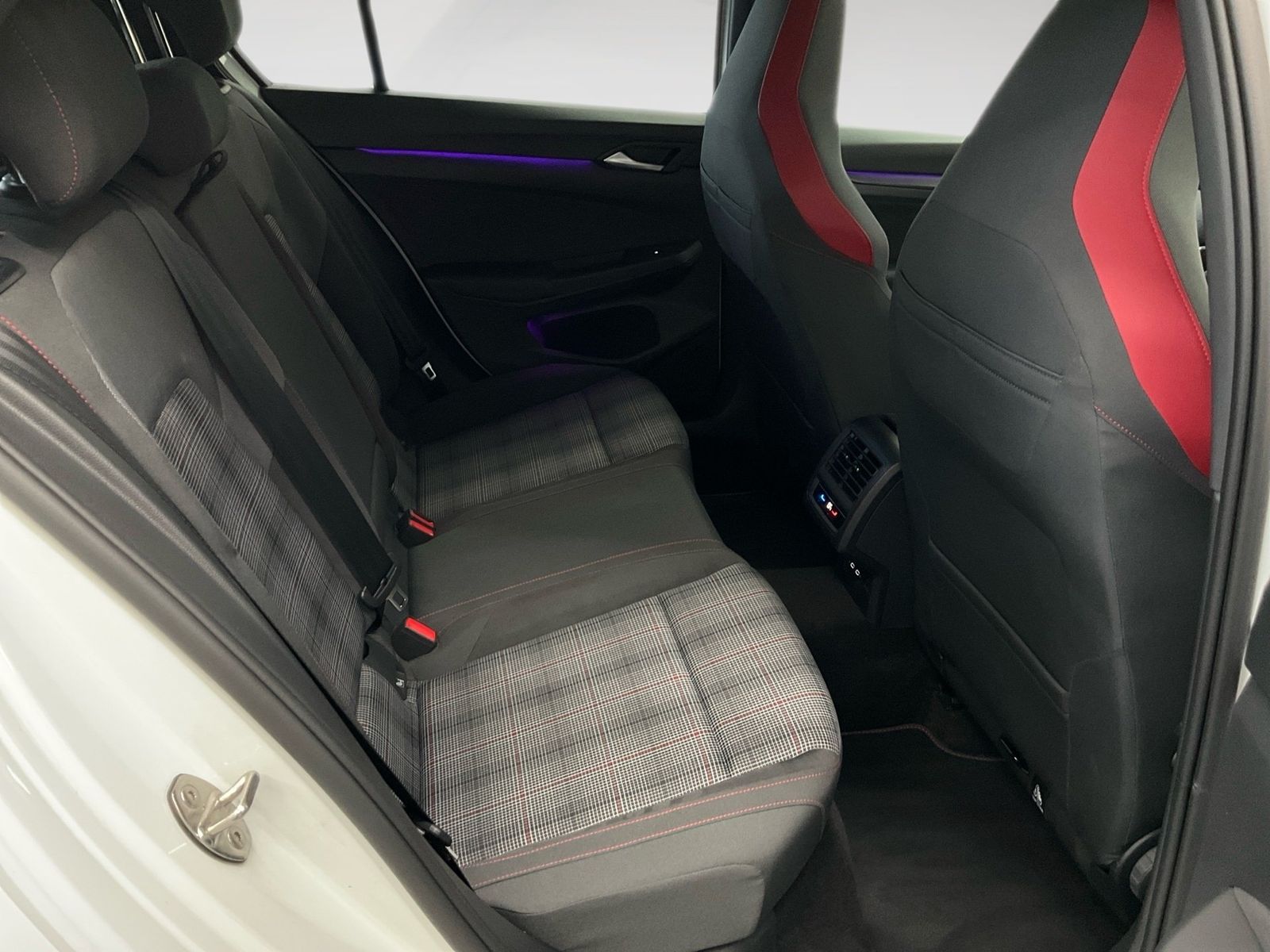 Volkswagen Golf - Bild 10