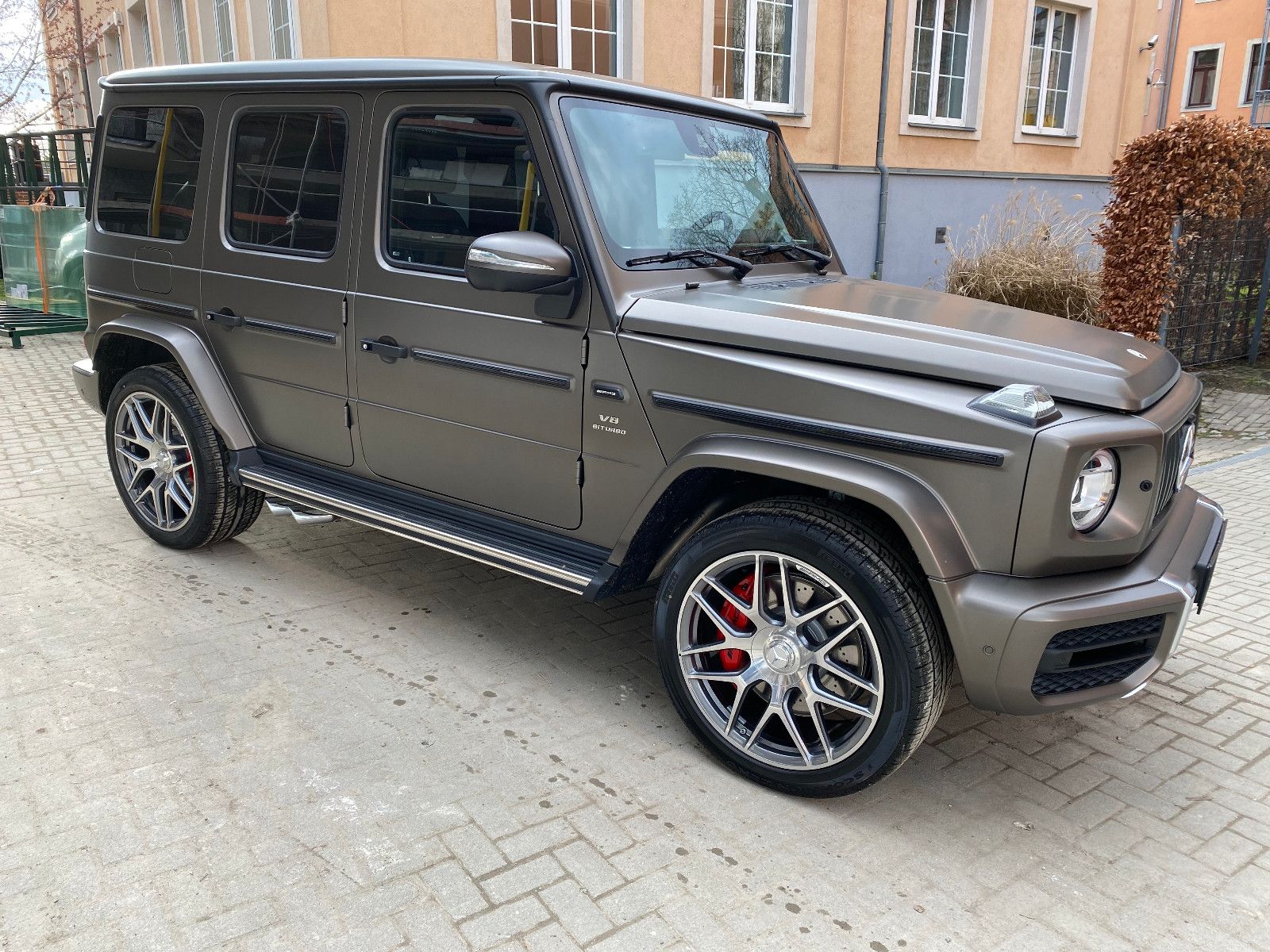 MERCEDES-BENZ G 63 AMG/Fond-Entertainment/Performance