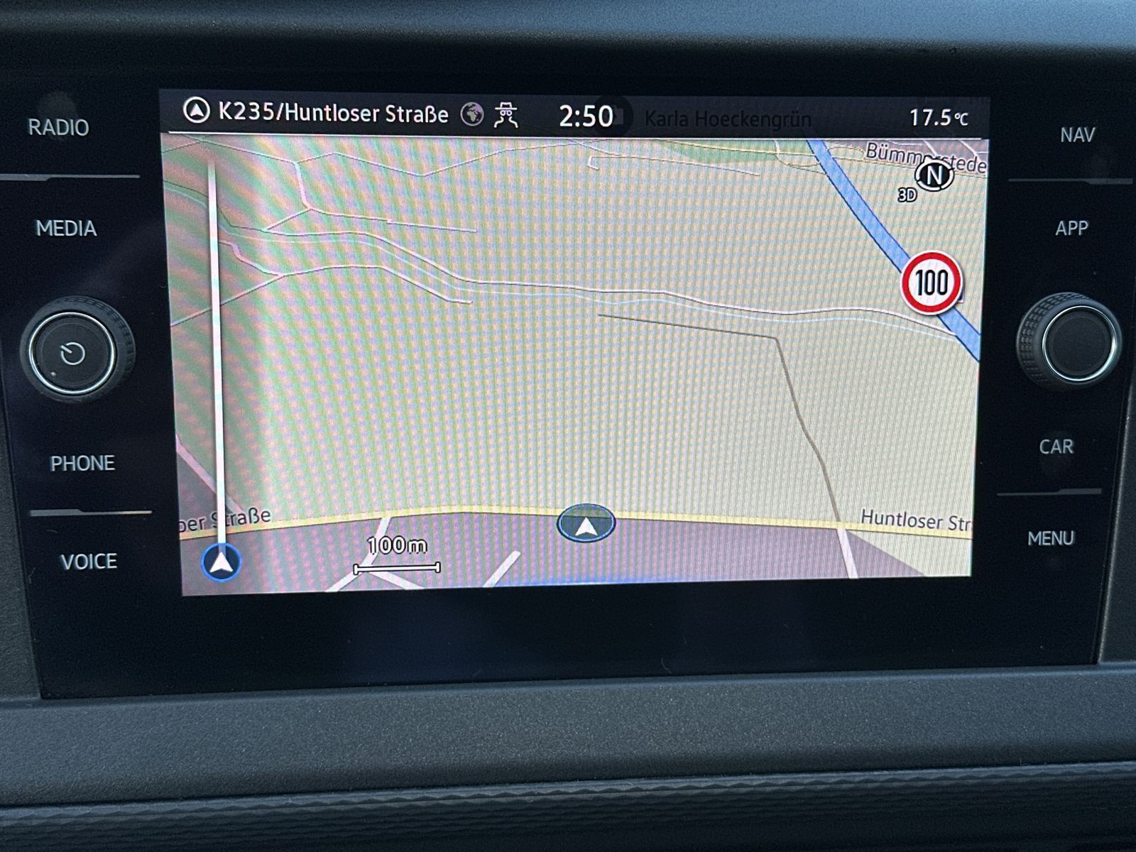 Fahrzeugabbildung Volkswagen T6 Transporter 2.0 TDI Kasten NAV+AHK+SHZ+PP+TEM