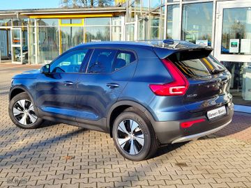 Volvo XC40 MHD Core 2WD KLIMA-LED-SHZG-NAVI-FSHZG