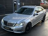 Mercedes-Benz E 350CDI BlueEff 4Matic 18 Zoll AMG StyleFelgen - Mercedes-Benz E 350 aus 2011: 4matic