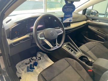 Volkswagen Golf - 11