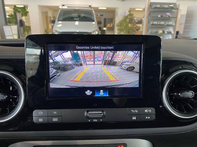 T 180 d Progressive LED Keyless-Go DAB MBUX NAVI