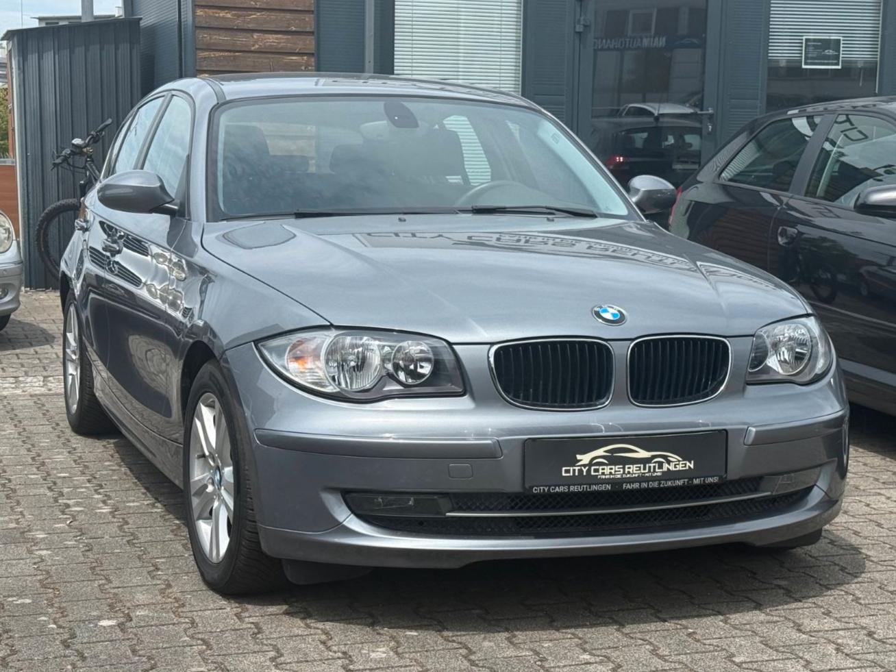 BMW 118i 1 Limousine +STEUERKETTE NEU+AUTOMATIK+