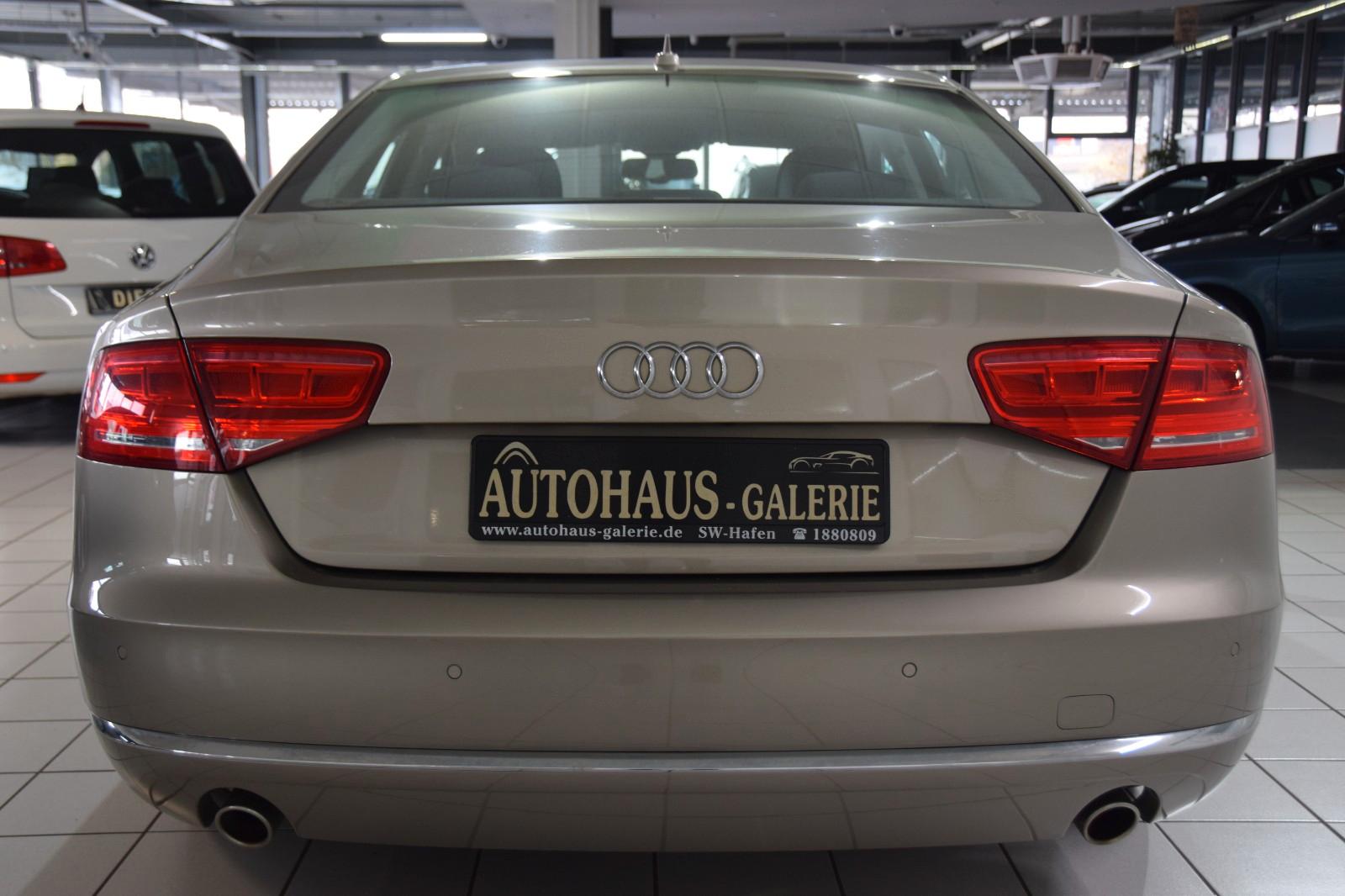 Audi A8 3.0 TDI quattro 250 ch • Boîte auto •  1ère Main - GPS • Bi-Xénon • Toit ouvrant • Hayon électrique