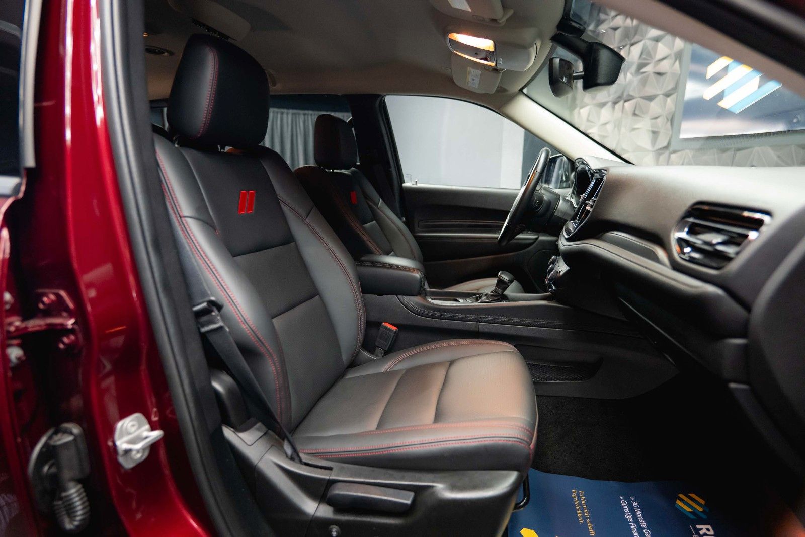 Fahrzeugabbildung Dodge Durango 3.6 V6 R/T 4x4 Night-Paket SRT Styling