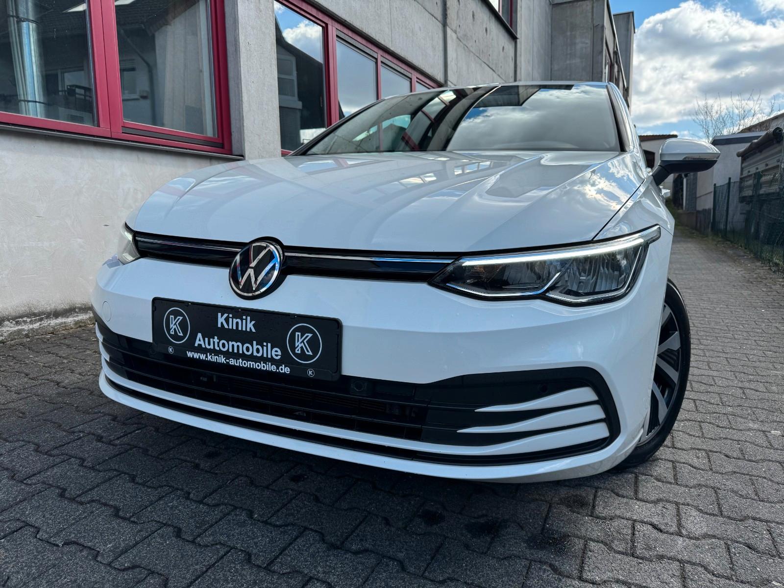 Volkswagen Golf VIII 2.0 TDI Lim. Life 1.HD~LED~RFK~AHK~PDC