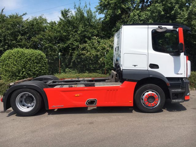 Mercedes-Benz 1846 Actros MP4  für LOHR