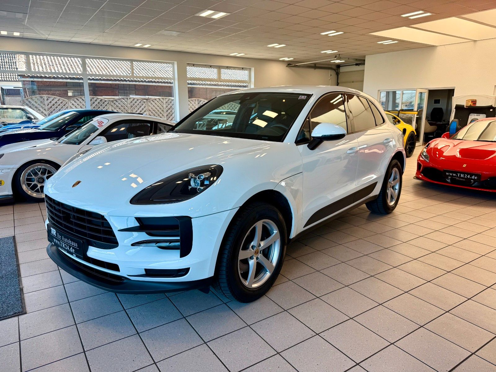 Fahrzeugabbildung Porsche Macan PDK ACC/ Kamera/ Standheizung