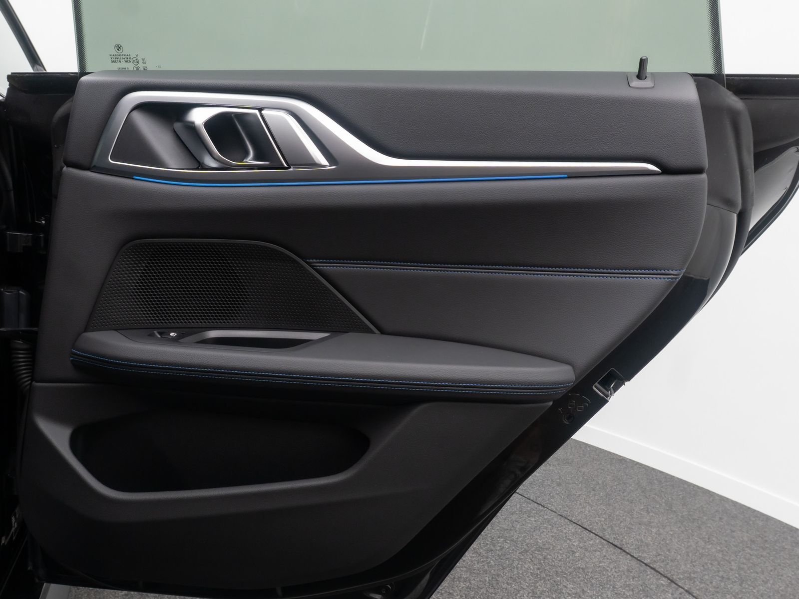 Fahrzeugabbildung BMW 420 Gran Coup&eacute; xD M Sport HUD HiFi Kamera 19Zoll
