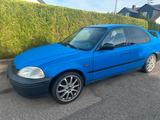 Honda Civic Sedan EJ9 - Honda Civic Limousine Ej9 mit Benzin-Antrieb