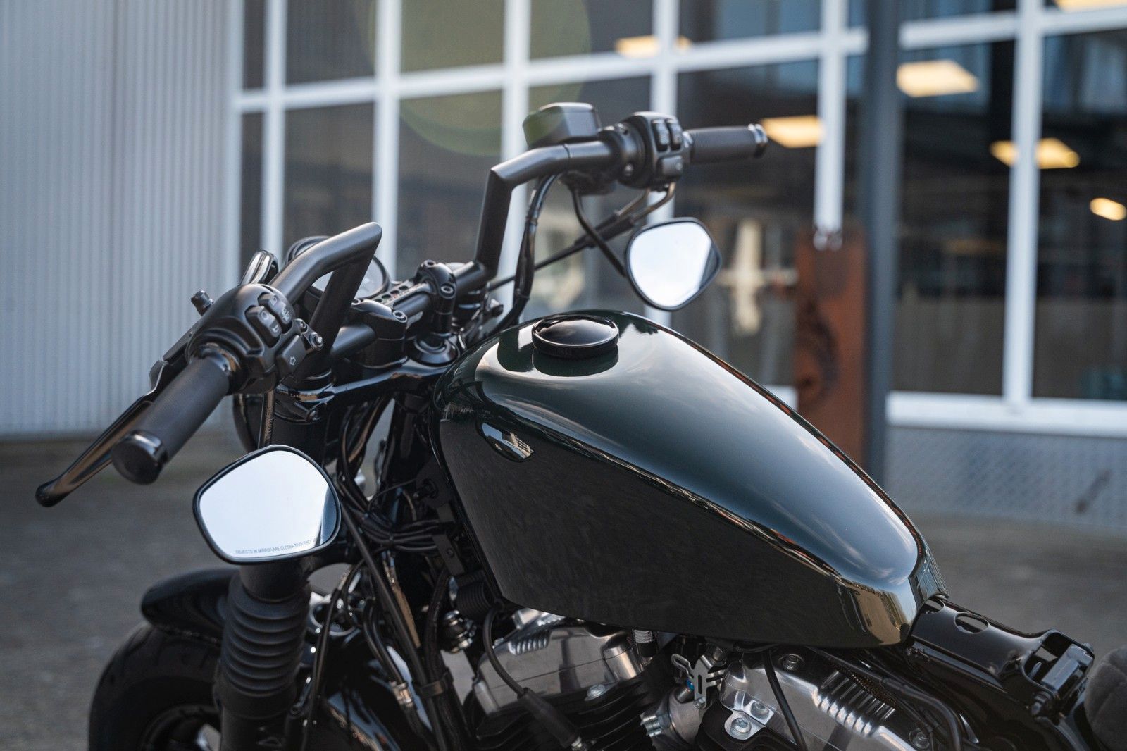 Fahrzeugabbildung Harley-Davidson XL1200X SPORTSTER FORTY-EIGHT - KESSTECH- BOBBER