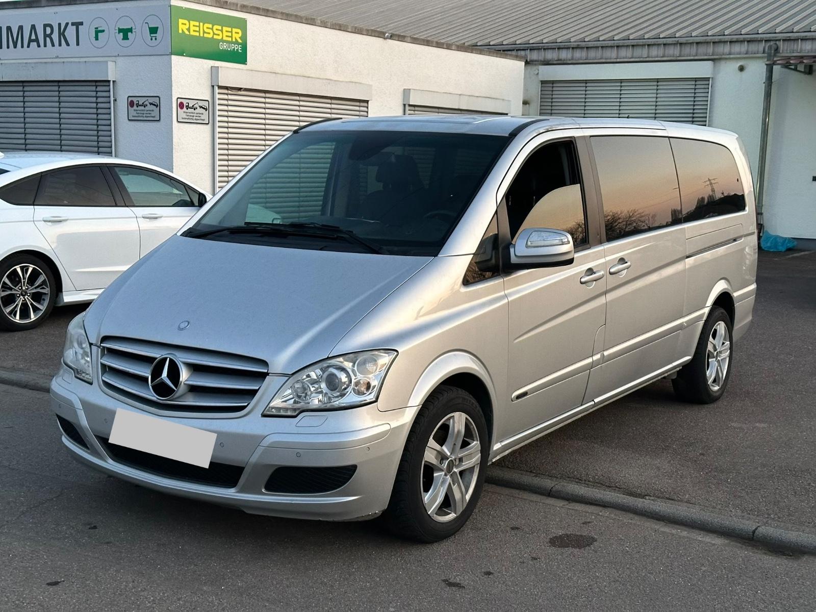 Mercedes-Benz Viano 3.0 CDI Ambiente extralang Voll Leder Navi