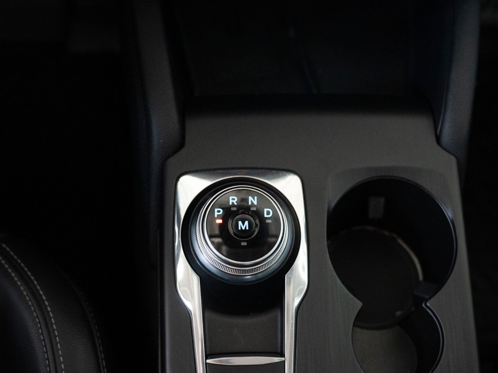 Fahrzeugabbildung Ford Kuga Titanium X 4x4/WINTER-P/LED/AHK/NAVI/B&O