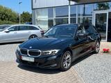 BMW 318d Touring ACC AHK Kam Stand. Leder rot - BMW 318 in Bremen