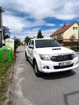Toyota Hilux - gebrauchte Toyota Hilux aus dem Jahr 2012