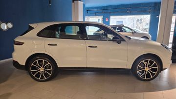 Porsche Cayenne - 4