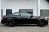 Mercedes-Benz C 63 AMG Performance Coupe - Mercedes-Benz C 63 AMG: Performance