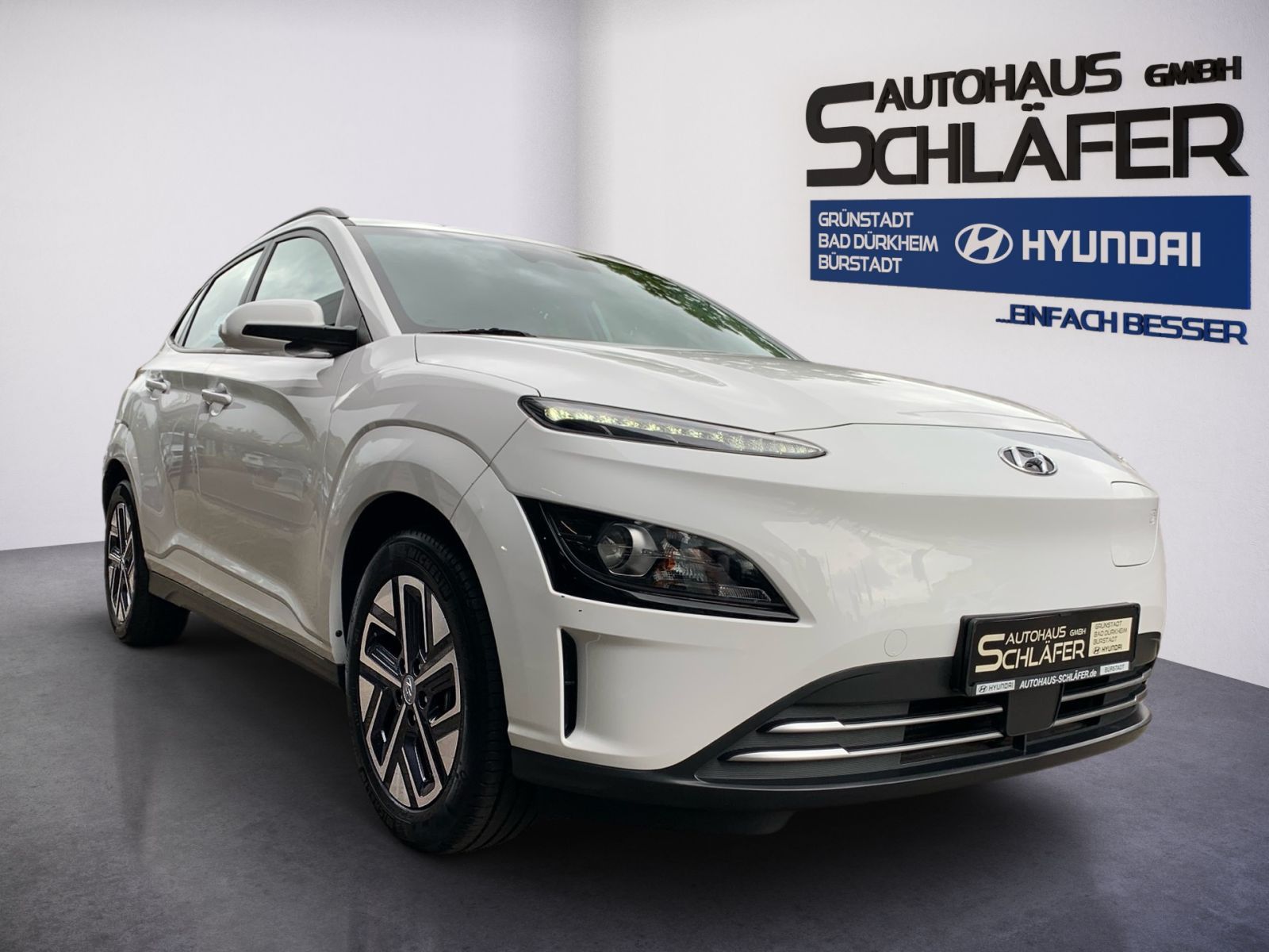 Fahrzeugabbildung Hyundai Kona Select Elektro 11 kW OBC Sitzheizung