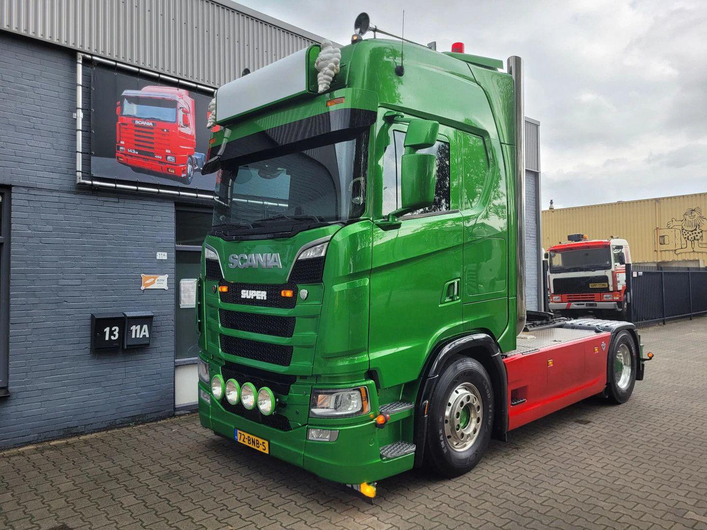 Scania S520 N323 A4X2NB full air 6x ballons