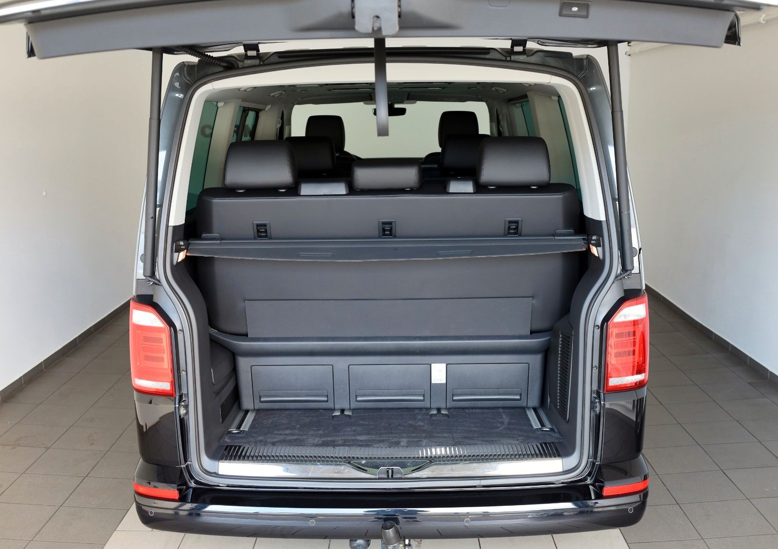 Fahrzeugabbildung Volkswagen T6 Multivan Generation Six 4M Leder,ACC,LED,AHK